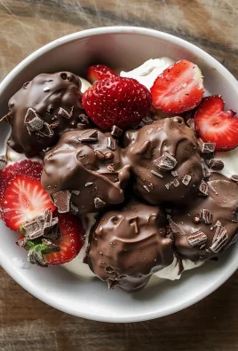 Chocolate Strawberry Yogurt Clusters (Viral Recipe!)