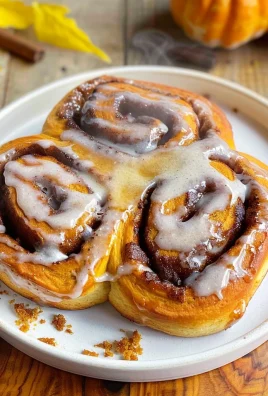 Pumpkin Cinnamon Rolls