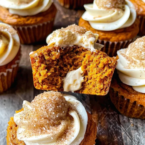 Pumpkin Muffins with Maple Cream Cheese Filling