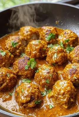 Indian Spiced Meatballs in Curry Sauce